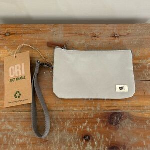 ORI Small Canvas Wristlet Pouch in Light Gray